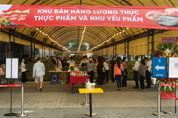 Giga Market mở khu bán thực phẩm, nhu yếu phẩm phục vụ người dân TP.HCM