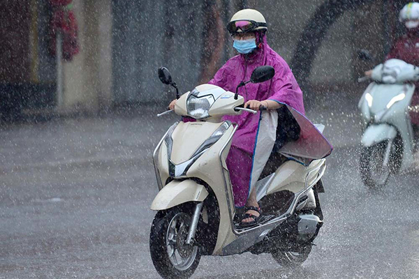 Dự báo thời tiết 5/10, mưa giông phủ khắp Bắc Bộ