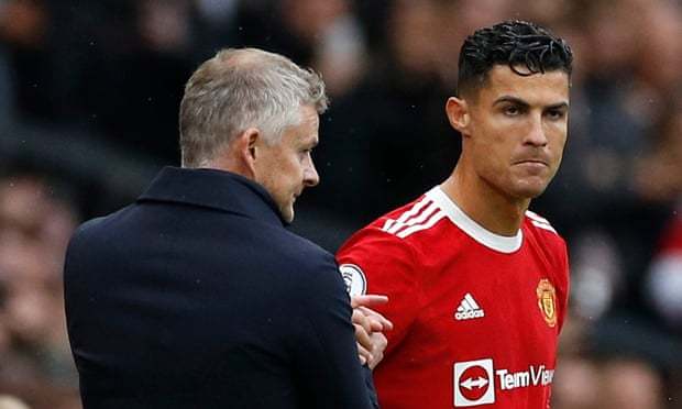 Năm cầu thủ MU, bao gồm cả Ronaldo không hài lòng Solskjaer