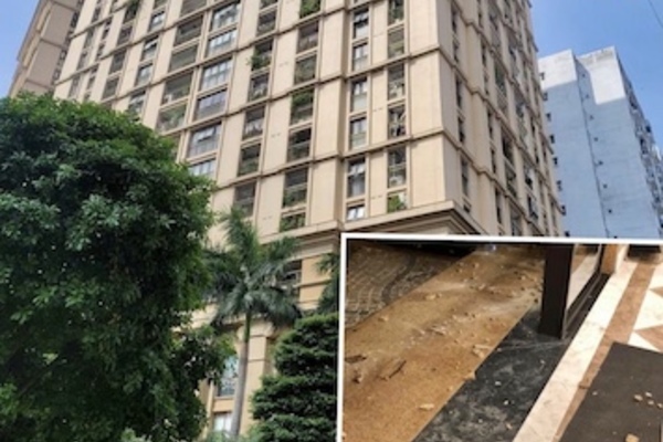 Dân nơm nớp lo hứng ‘mưa đá’ ở chung cư cao cấp giữa Thủ đô