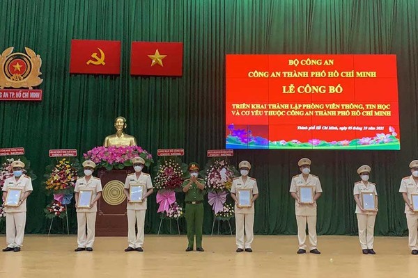 Công an TP.HCM thành lập Phòng Viễn thông, tin học và cơ yếu