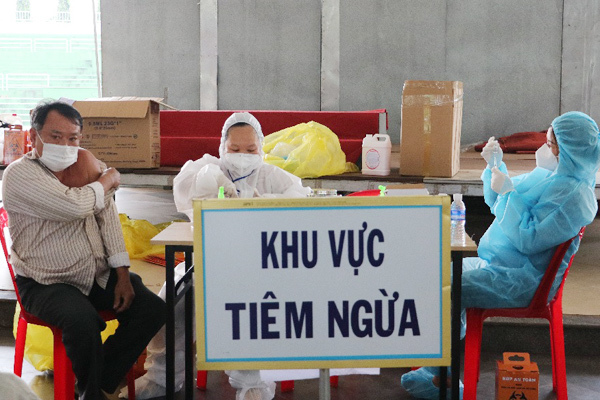 Bà Rịa - Vũng Tàu tổ chức tiêm 297.000 liều vắc xin Covid-19