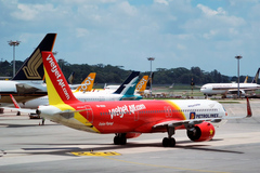 Mở lại các đường bay quốc tế thường lệ, giá vé sẽ rẻ hơn?