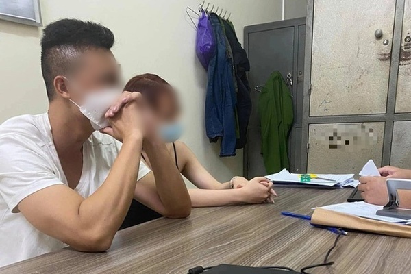 Công an mời làm việc 3 người trong vụ đánh ghen ở Hồ Tây