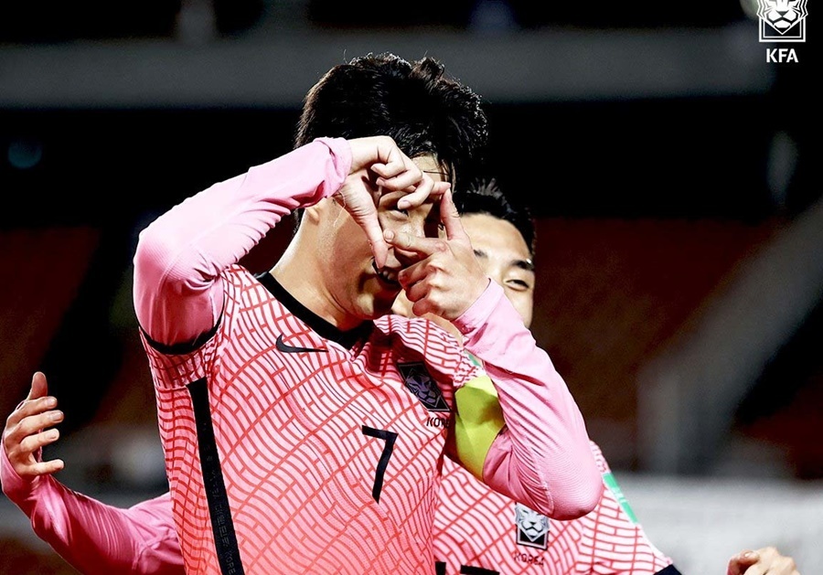 Kết quả vòng loại World Cup 2022 KV châu Á hôm nay: Son Heung-min chói sáng