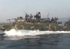 Video Iran truy đuổi tàu Mỹ trên Vịnh Ba Tư