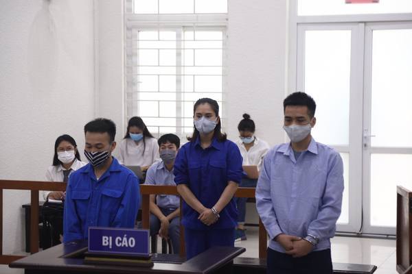 Dùng mật khẩu 'đón 2 con lợn' để đưa người Trung Quốc nhập cảnh trái phép