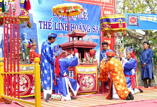Nghi lễ linh thiêng tri ân tiền nhân đã giong buồm ra khơi, khẳng định bờ cõi, chủ quyền