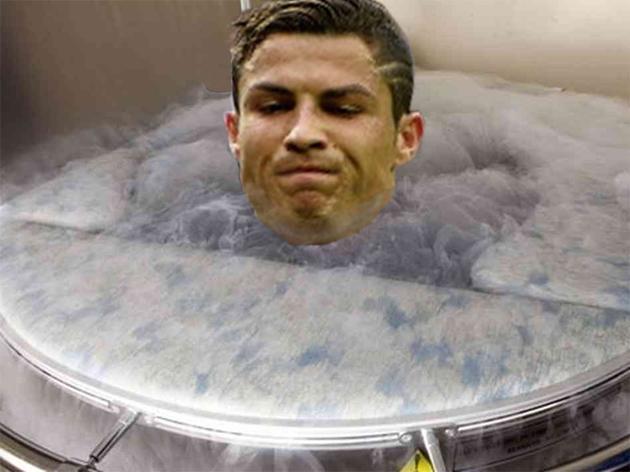 Ronaldo mang ‘thần dược’ từ Turin đến MU