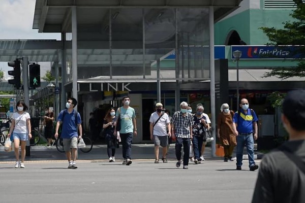 Singapore nối dài kỷ lục buồn, Tokyo đón tín hiệu tốt