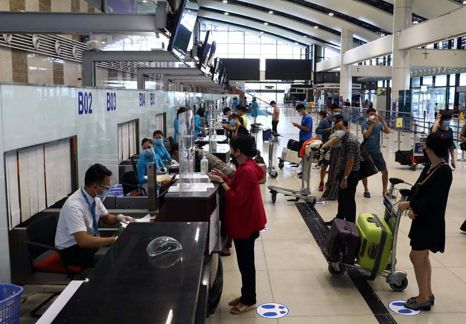 Chuyến bay chở khách thương mại vẫn chưa thể đến Nội Bài