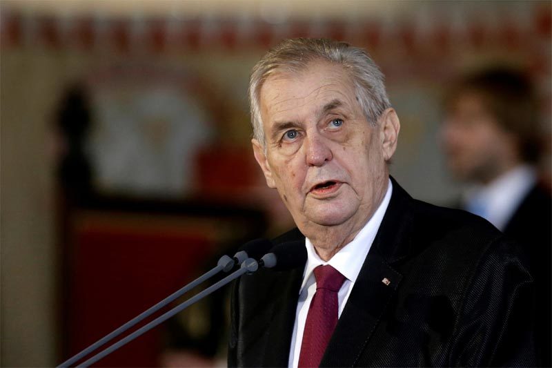 Tổng thống Séc nhập viện cấp cứu sau họp kín với thủ tướng