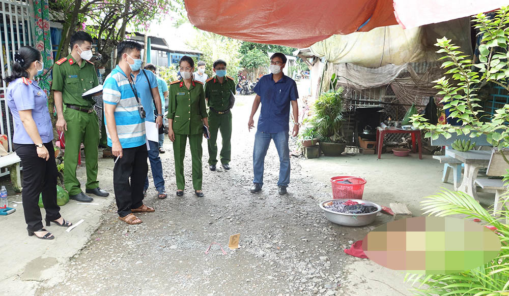 Gã đàn ông đâm chết 1 phụ nữ, 2 người nguy kịch