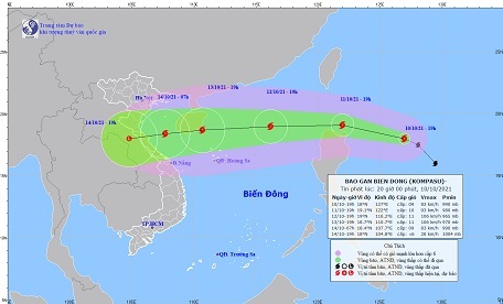 Kompasu moves closer to East Sea, bringing torrential rains to many areas