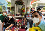 Quyền Linh, Lê Tuấn Anh bùi ngùi viếng mộ Lê Công Tuấn Anh