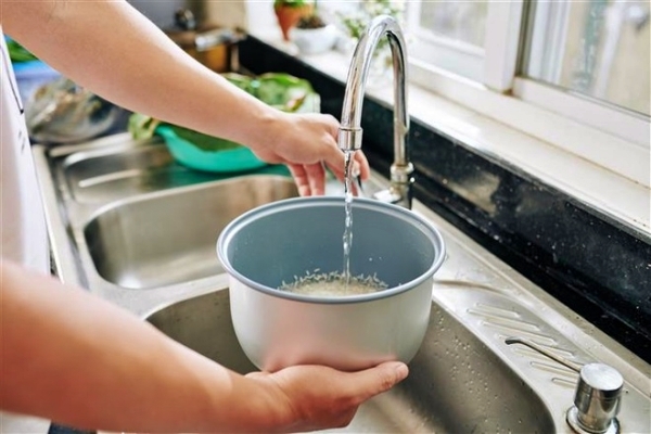 5 lợi ích bất ngờ từ nước vo gạo