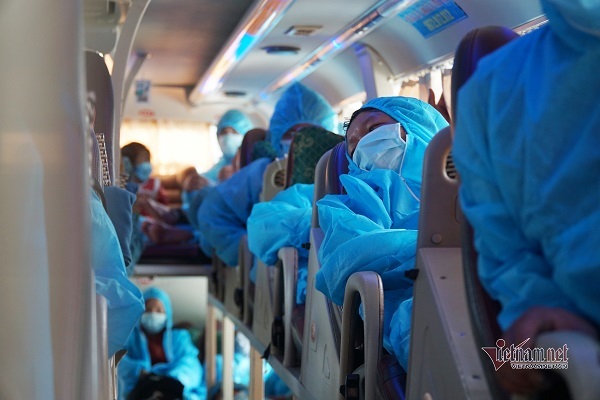 Cảnh báo giả mạo đưa đón người dân từ TP.HCM về quê