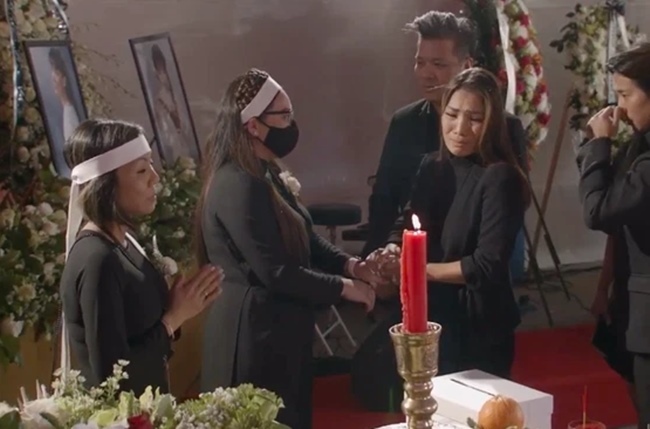 Lễ tang Phi Nhung ở Mỹ: Trizzie khóc ân hận, Mạnh Quỳnh xin lỗi Wendy Phạm
