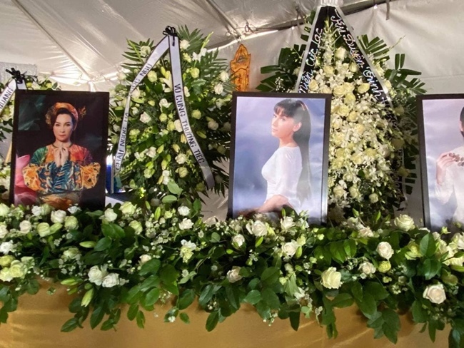 Lễ tang Phi Nhung ở Mỹ: Trizzie khóc ân hận, Mạnh Quỳnh xin lỗi Wendy Phạm