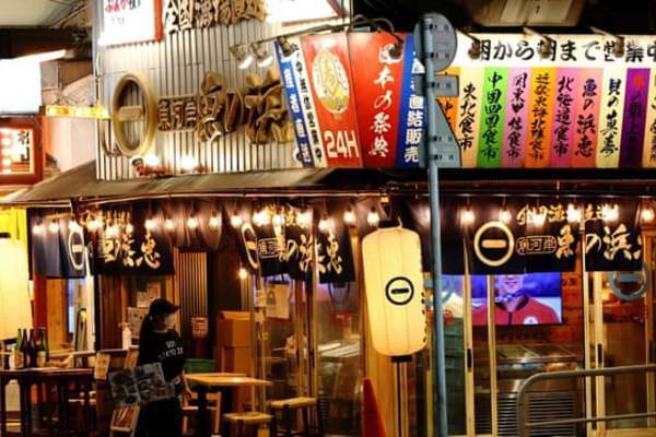 Từ bờ vực thảm họa, Nhật Bản đối phó thành công với Covid-19