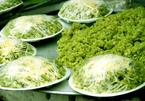 Young sticky rice flakes, taste of autumn in Hanoi