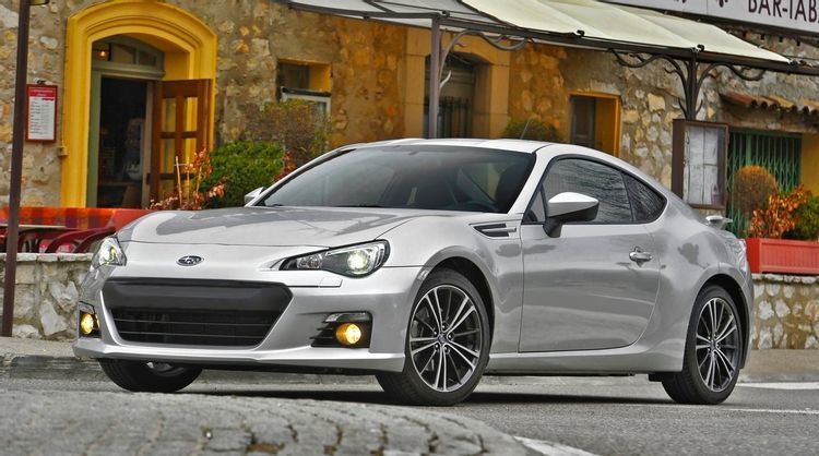 Subaru BRZ 2013 - 14.950 USD