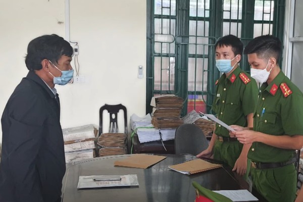 Bắt nguyên phó chủ tịch UBND huyện ở Bắc Ninh