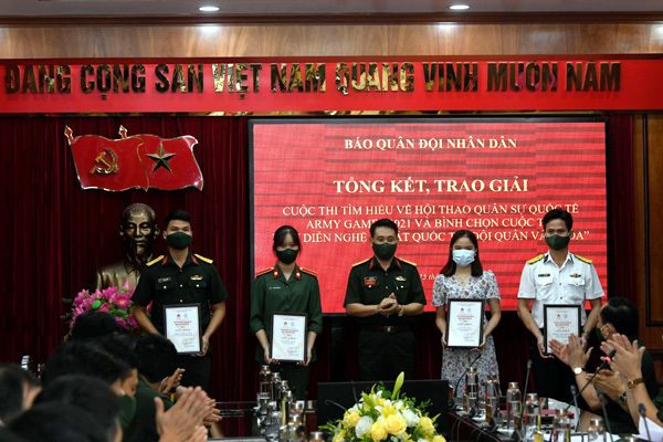 Trao giải cuộc thi tìm hiểu về Hội thao Quân sự quốc tế - Army Games