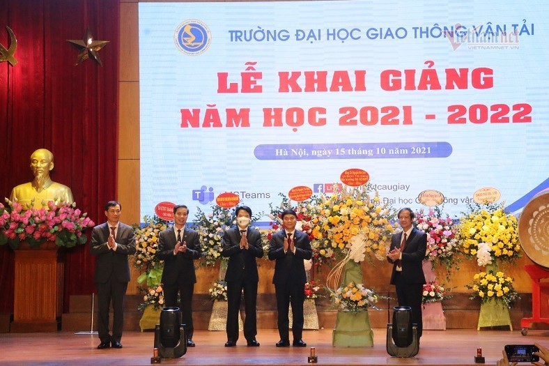 Trường ĐH Giao thông vận tải khai giảng năm học mới