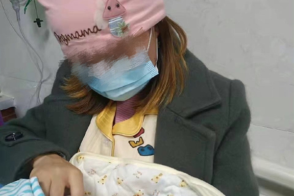 Sản phụ cầu cứu vì con trai mới sinh bị chồng 'bắt cóc', đòi 350 triệu