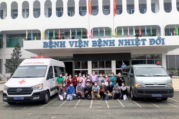Bệnh viện Bệnh nhiệt đới TP.HCM tiếp ứng Sóc Trăng chống dịch Covid-19