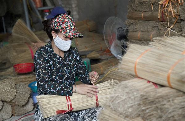 Incense village struggles to reignite post-pandemic