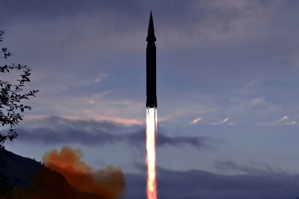 Mỹ lo ngại Nga, Trung Quốc sử dụng vũ khí siêu vượt âm