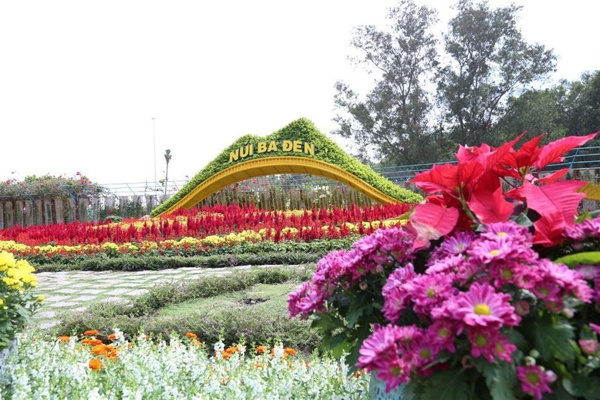 Tây Ninh tái khởi động du lịch xanh và an toàn