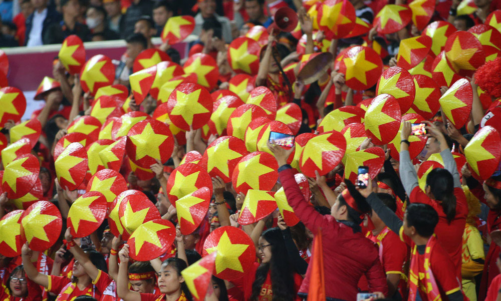 Vé trận tuyển Việt Nam - Trung Quốc chưa sốt