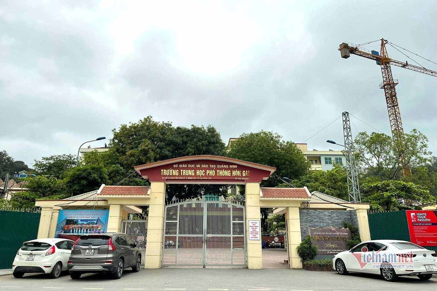 Trường cấp 3 ở Quảng Ninh cho nghỉ học vì liên quan ca Covid-19 mới