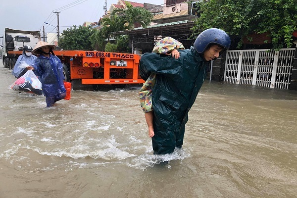 Quảng Nam cho học sinh nghỉ học để tránh lũ