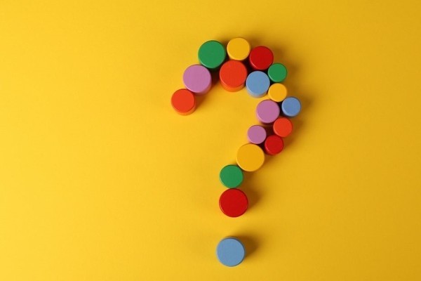 Tại sao 'mạt cưa' và 'mướp đắng' chỉ những người chuyên lừa lọc?