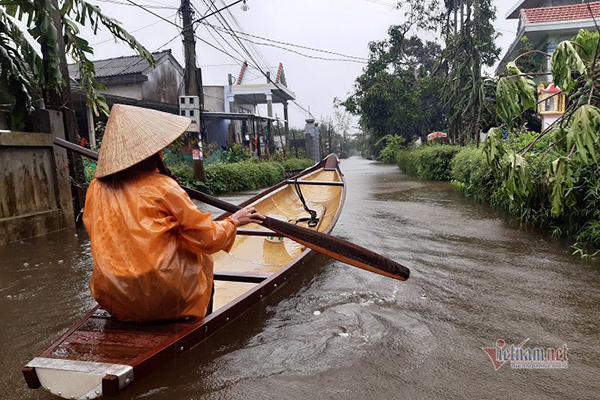 Áp thấp nhiệt đới khả năng thành bão gây mưa to ở miền Trung