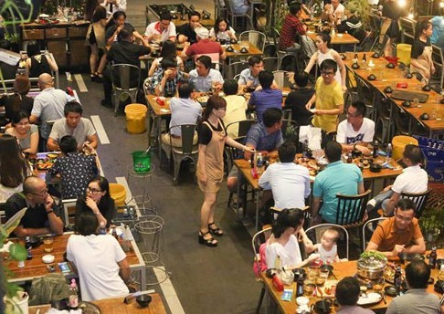 TP.HCM chính thức cho mở quán ăn uống tại chỗ từ 28/10