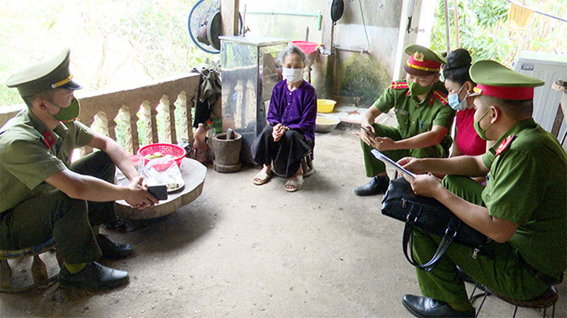 Lừa cho vay tiền rồi chiếm đoạt tài sản qua các ứng dụng trên mạng