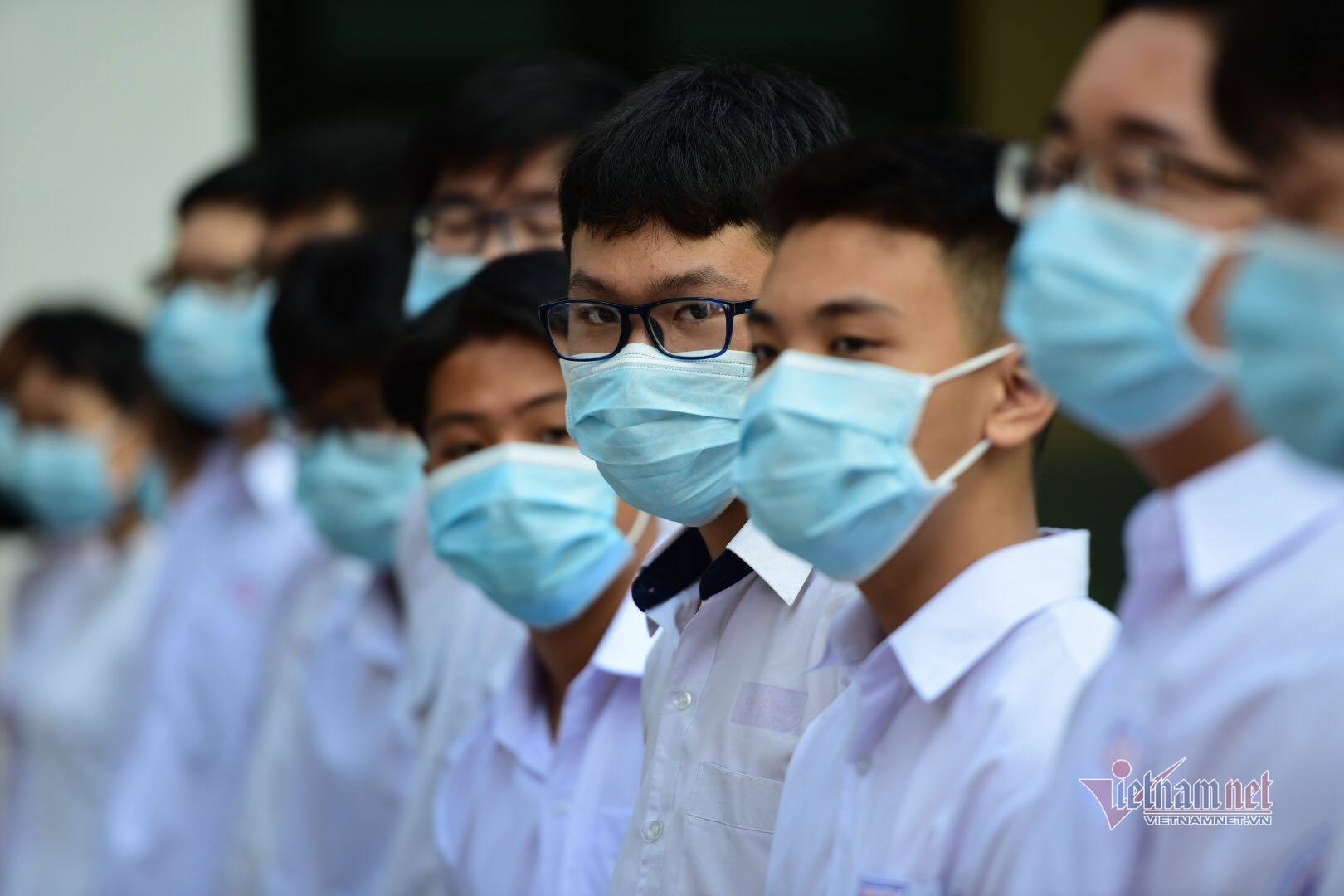 PGS Nguyễn Lân Hiếu: Chưa nên mở trường khi chưa tiêm phủ vắc xin cho trẻ em