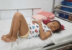 Bị teo thận bẩm sinh, bé gái 12 năm ròng rã sống nơi bệnh viện