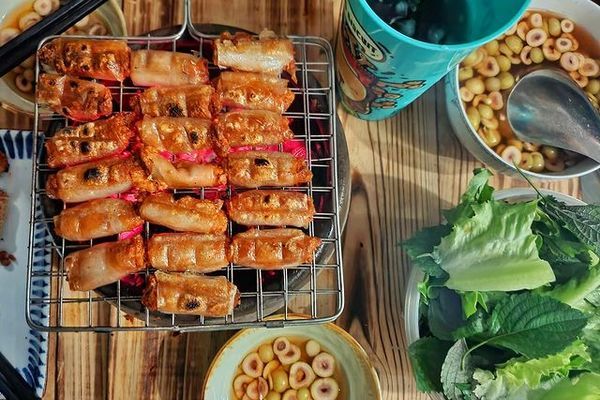 Đặc sản Thanh Hoá 'làm mưa làm gió' ở Hà Nội, giá chỉ ngang cốc trà đá