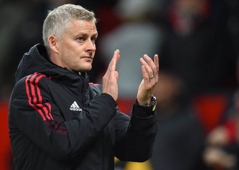 MU bất ngờ 'quay xe', không sa thải Solskjaer