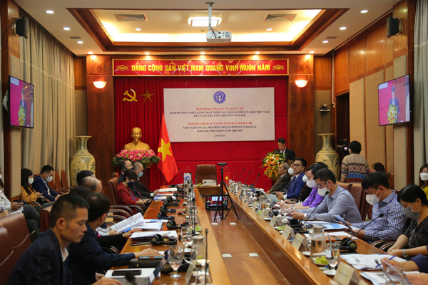 Năm 2030 có khoảng 60% người lao động tham gia BHXH