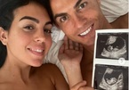 Ronaldo khoe bạn gái bầu song thai, sắp đông con nhất giới cầu thủ