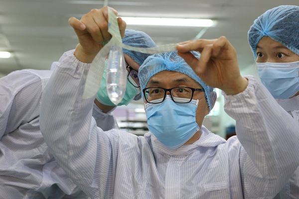 Ra mắt bao cao su 'phi giới tính', nam nữ dùng chung đầu tiên trên thế giới
