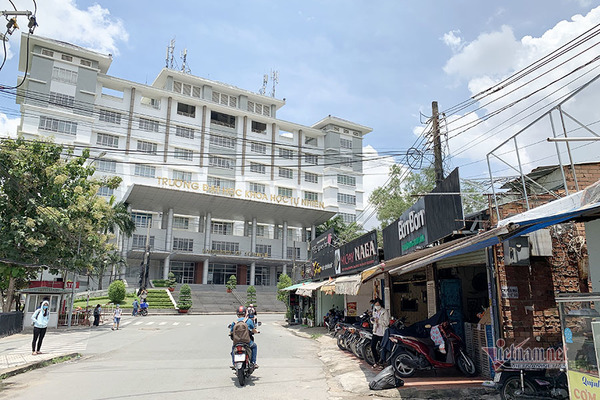 Thu hồi đất dự án ĐH Quốc gia TP.HCM không bồi thường: Người dân khởi kiện