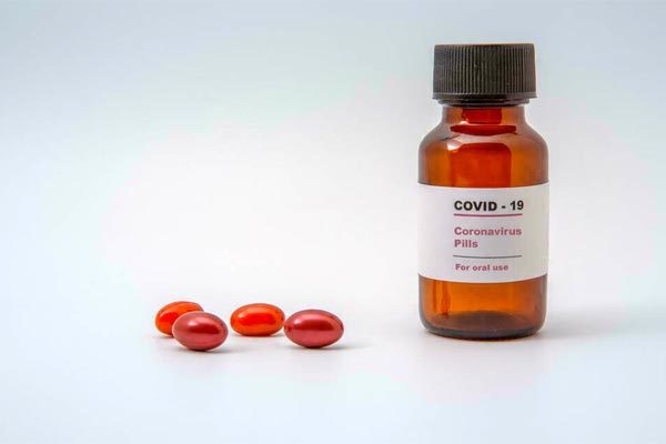 Nam Phi thử vắc xin dạng uống, Nga 'cấm cửa' nghị sĩ chưa tiêm phòng Covid-19